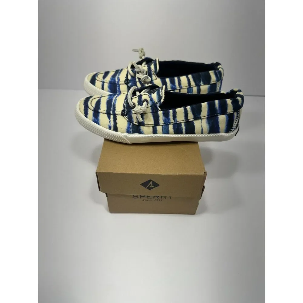Sperry women’s lounge